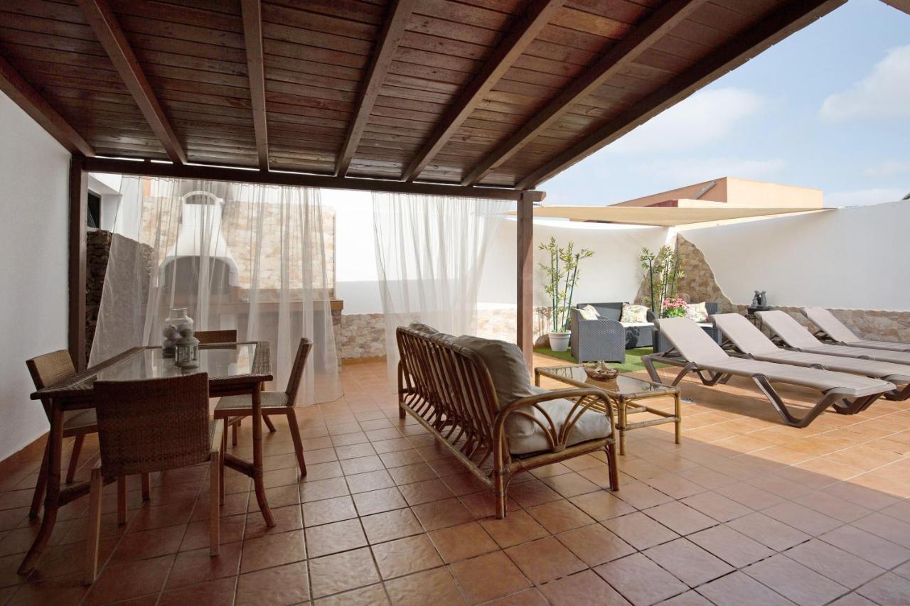 El Cortijo Villa La Oliva Exterior photo